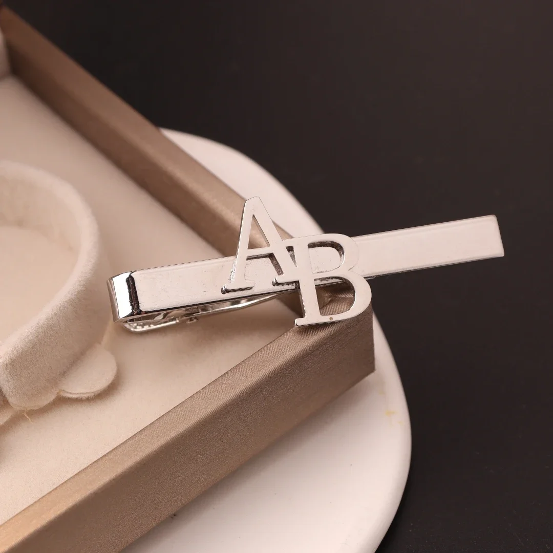 Clip de corbata con inicial pe - Men Grooming Usa reseña y precio