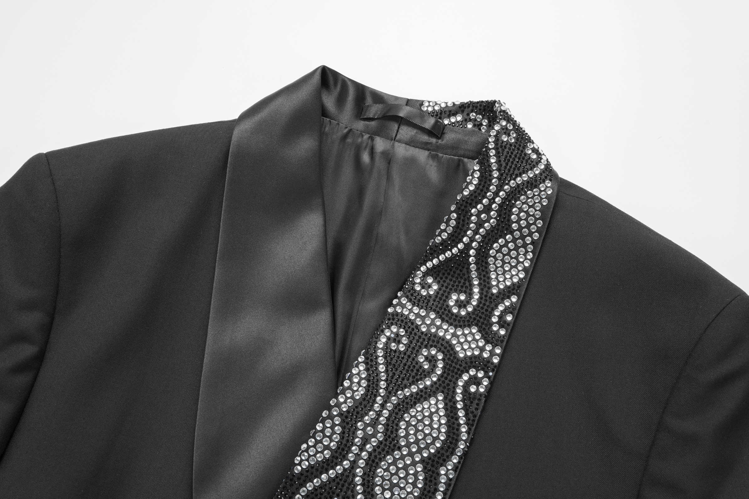 Traje de hombre con imagen Rea - Men'S Grooming Pictures reseña y precio